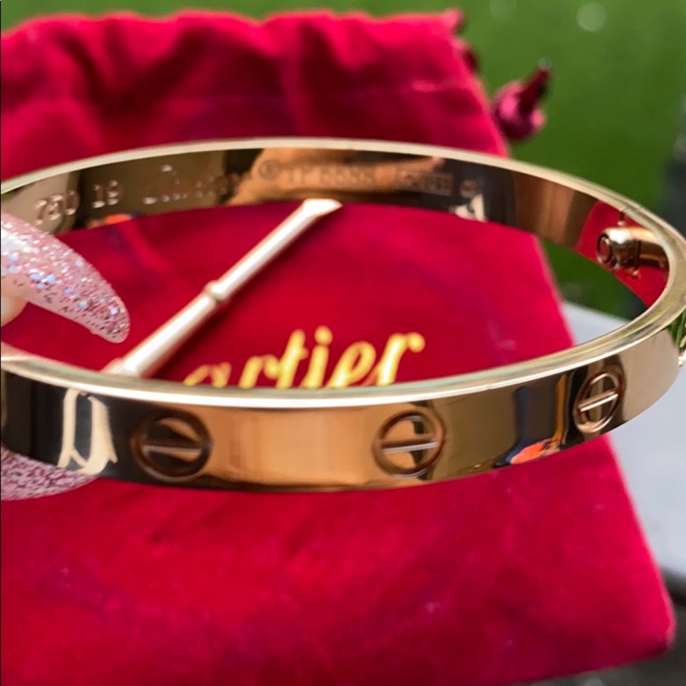 High quality rose gold bangle